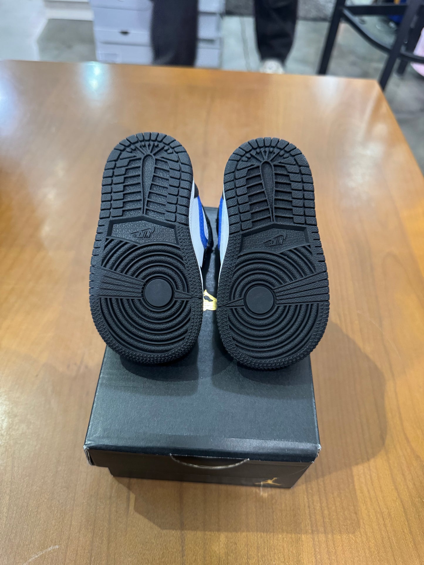 Preowned Air Jordan 1 Mid Racer Blue