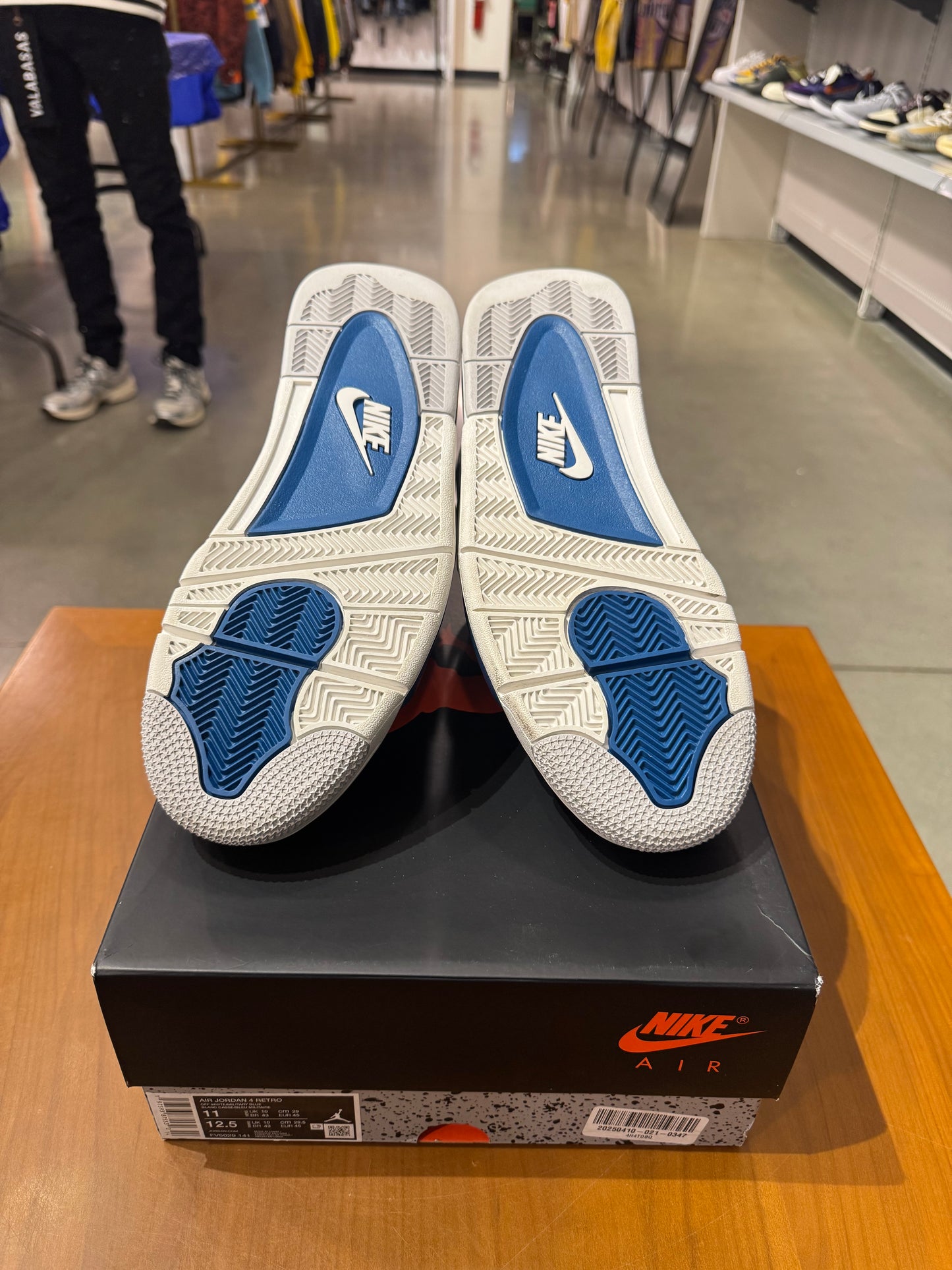 Preowned Air Jordan 4 Military Blue