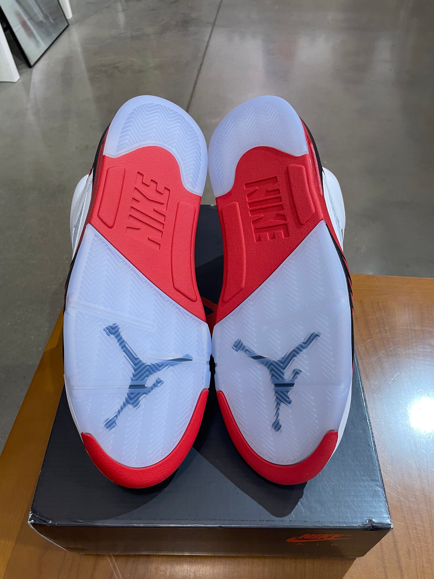 Air Jordan 5 Fire Red