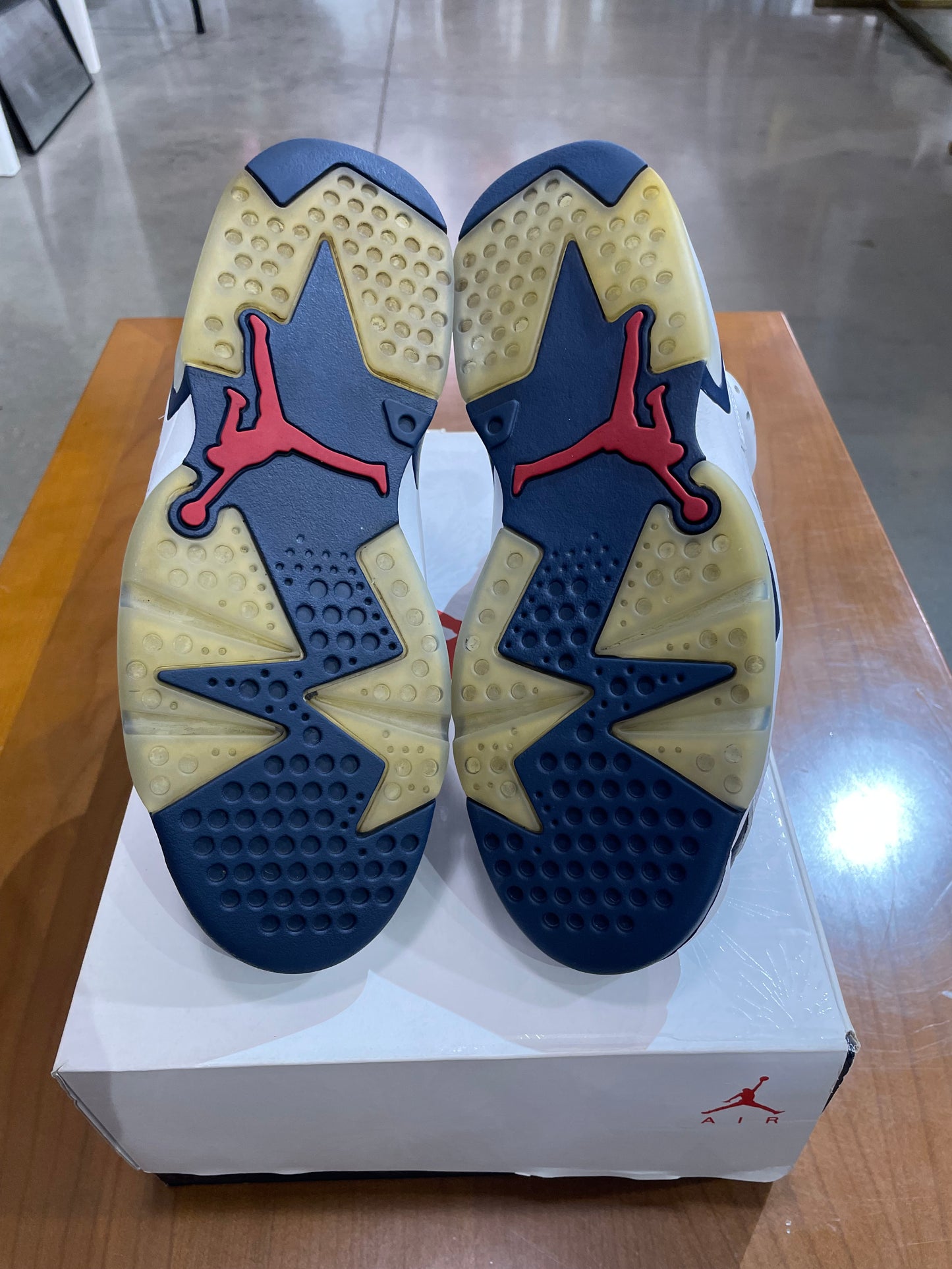 Preowned Air Jordan 6 Olympic
