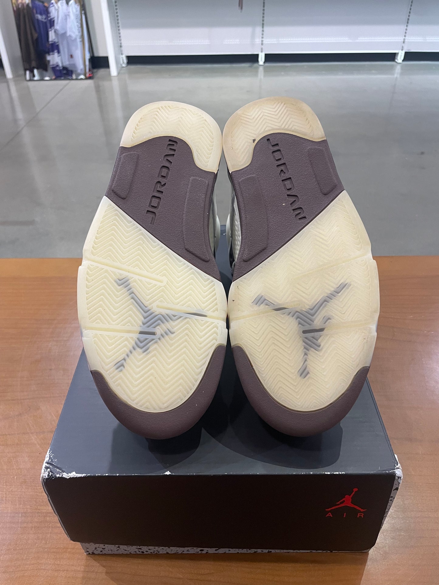 Preowned Air Jordan 5 Golden Ticket