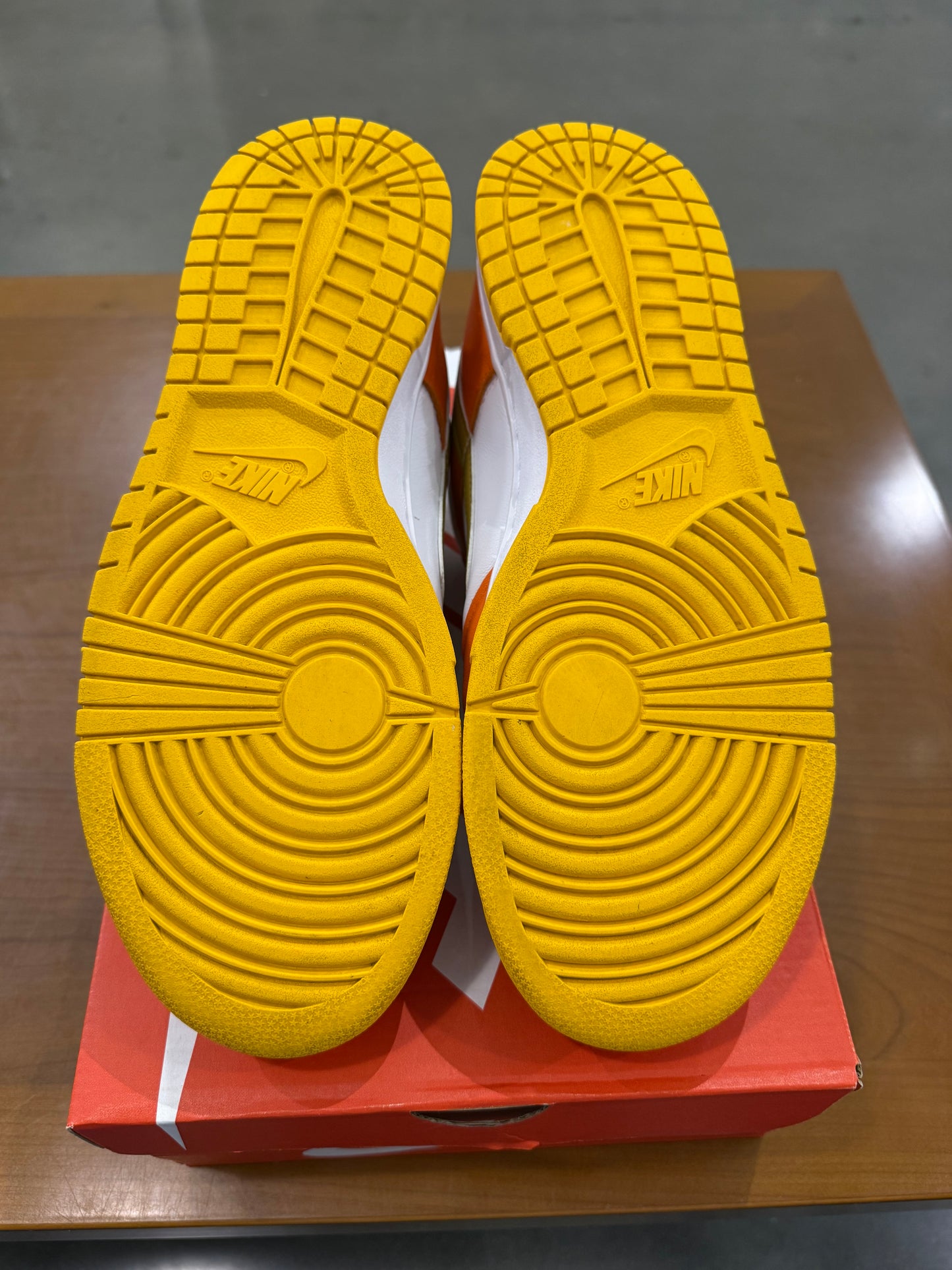 Preowned Nike Dunk Low University Gold