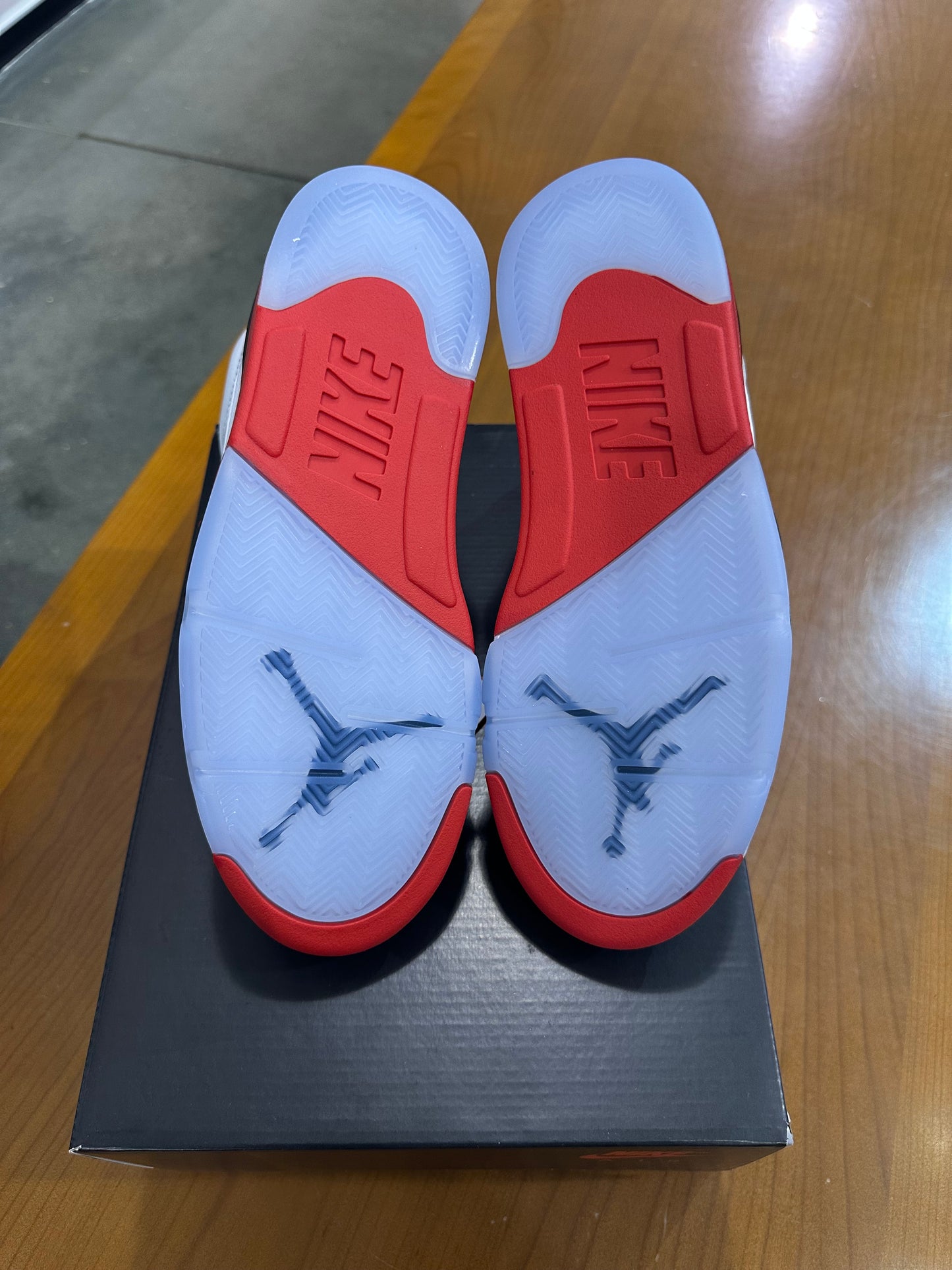 Air Jordan 5 Fire Red