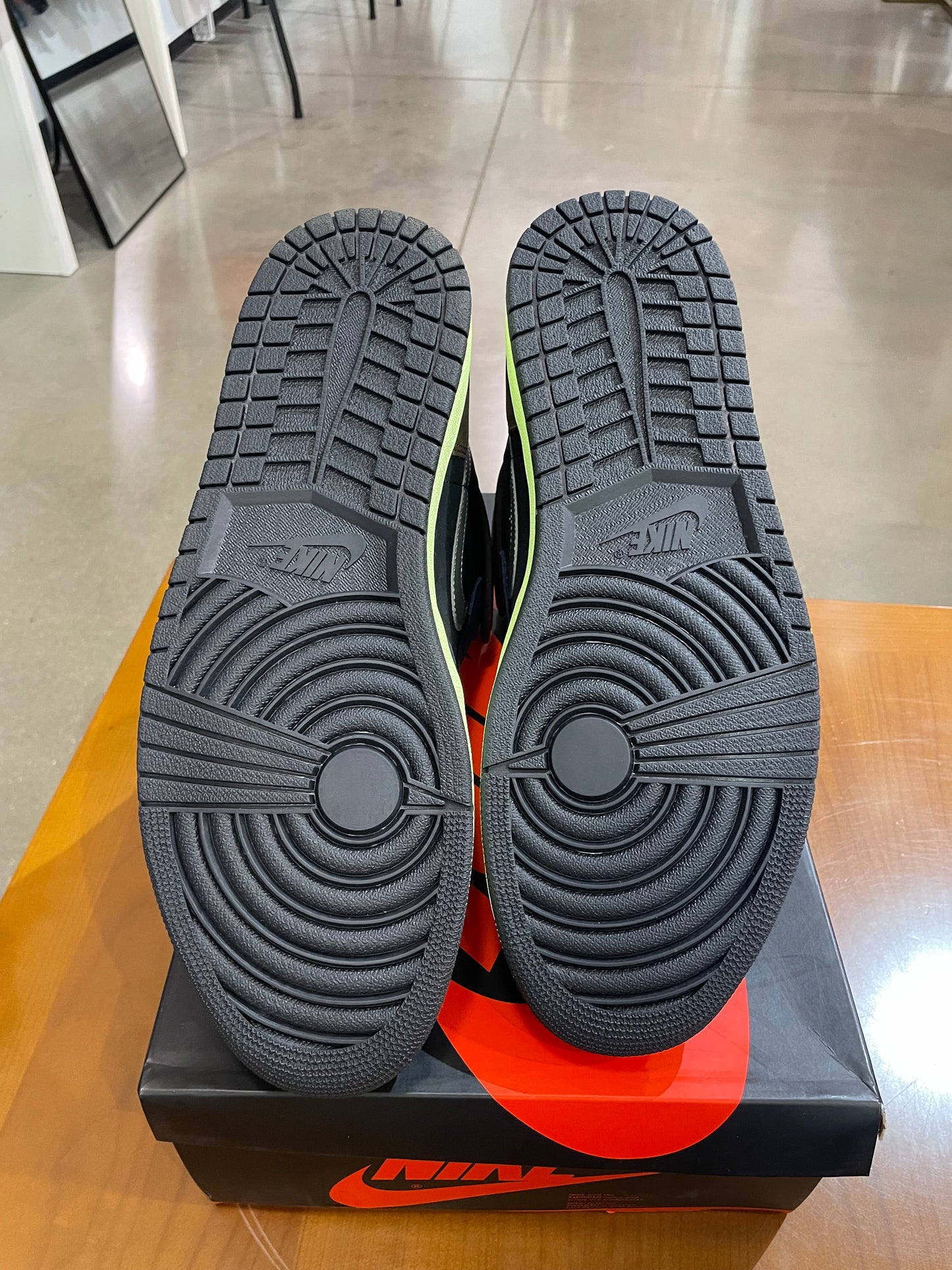 Air Jordan 1 Bio Hack