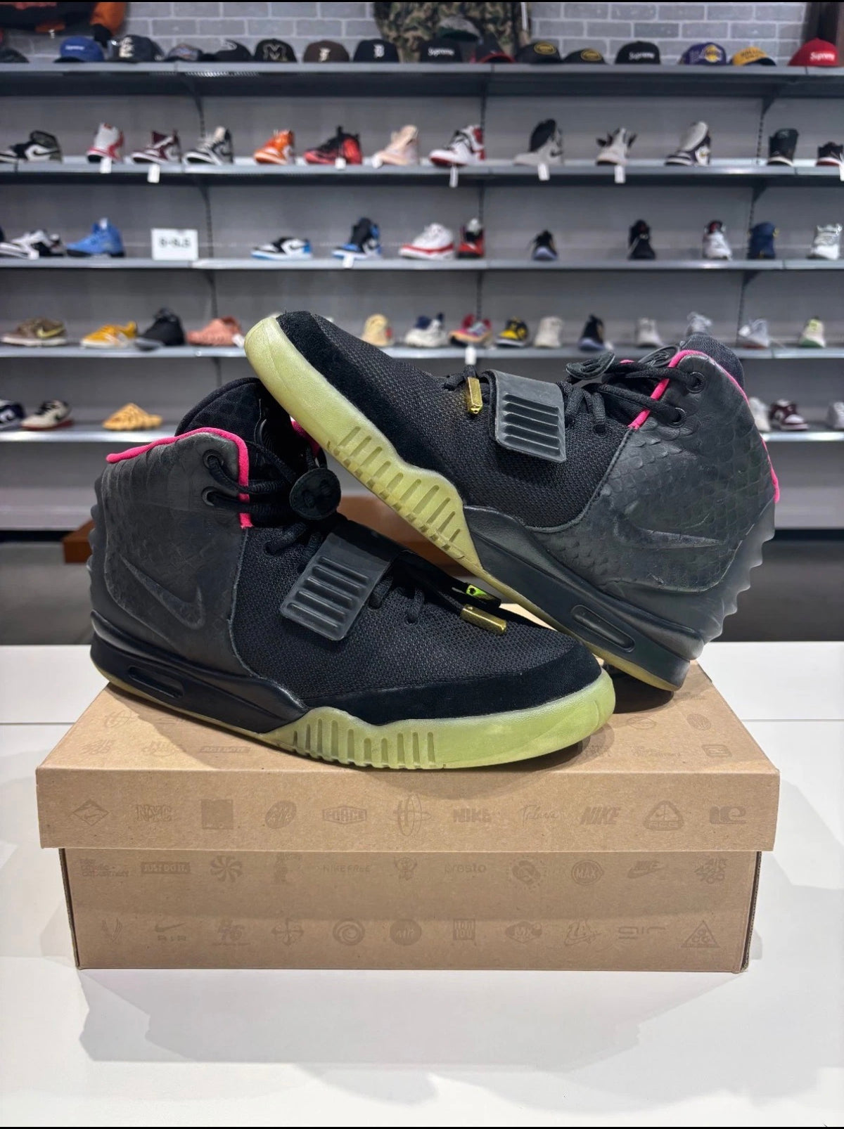 Air Jordan 4 A Ma Maniere Violet Ore