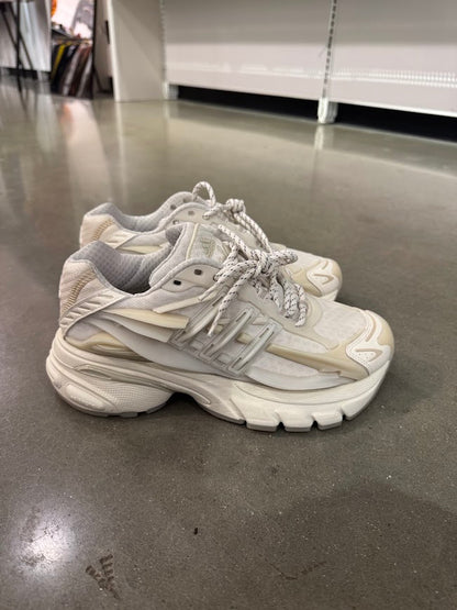 PO Adidas Adistar JellyFish Pharrell Williams White