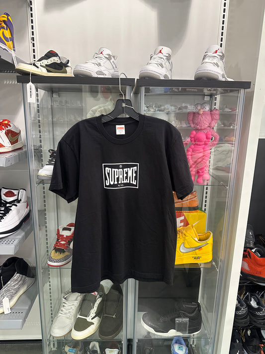 Supreme Tee Black White Logo