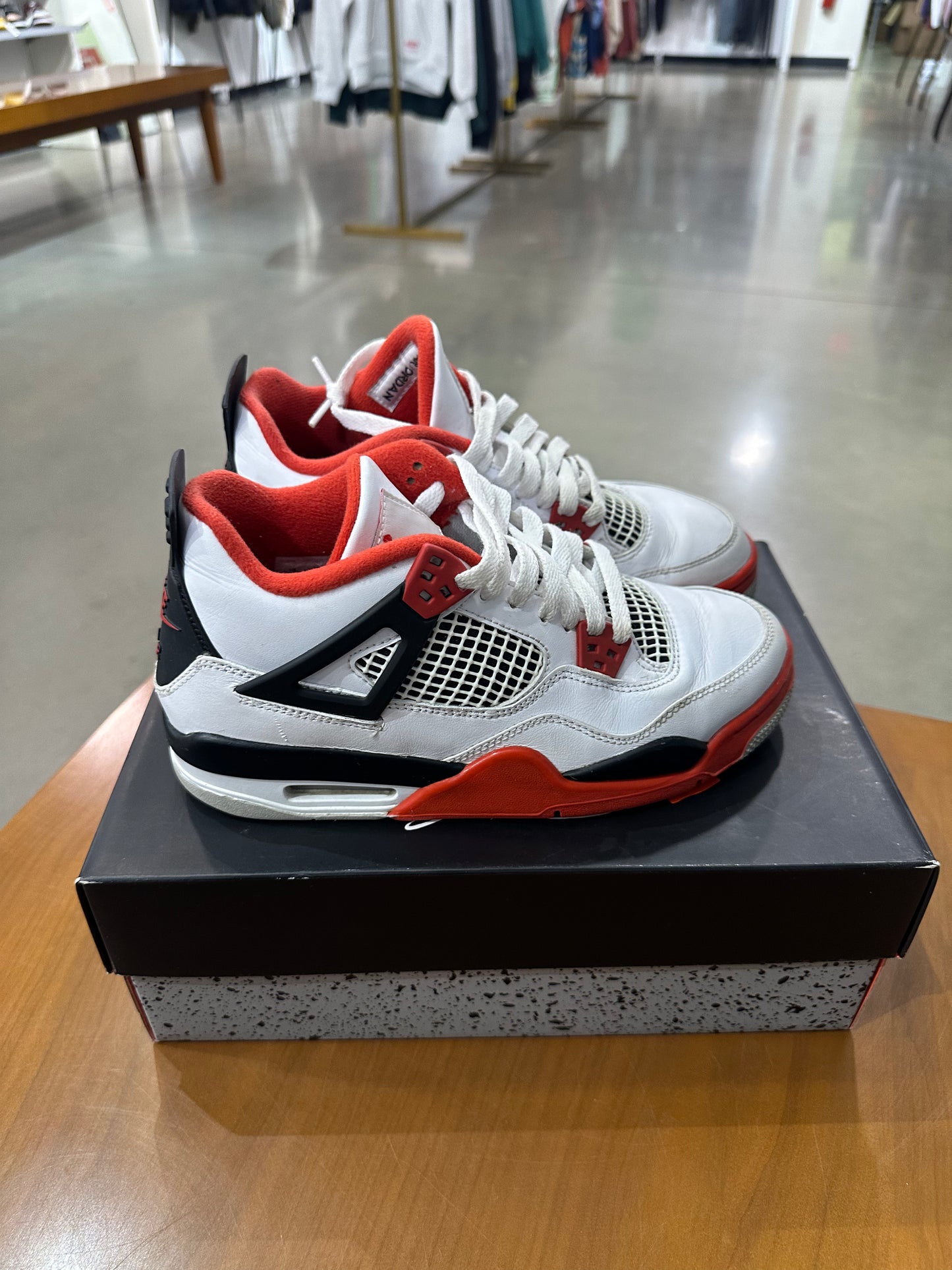 Preowned Air Jordan 4 Fire Red