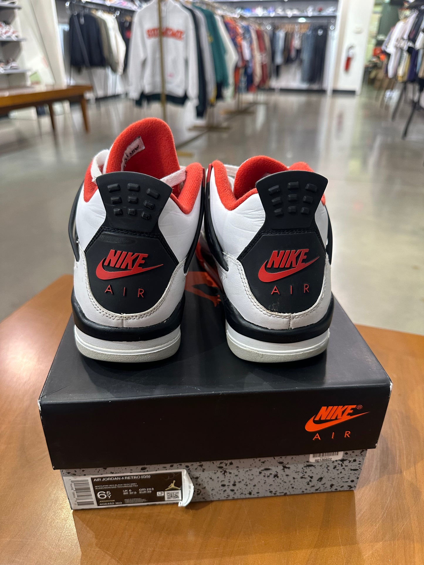 Preowned Air Jordan 4 Fire Red