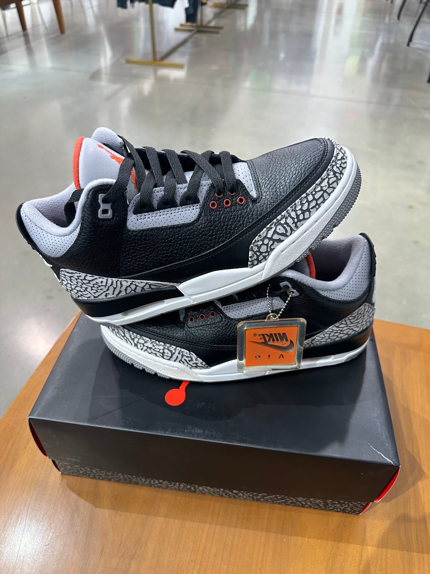 Preowned Air Jordan 3 Black Cement(2018)