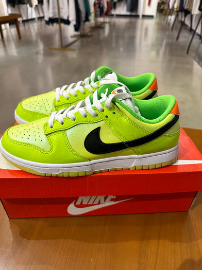 Preowned Nike Dunk Low Splash Volt