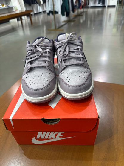 Preowned Nike Dunk Low SE Light Violet Ore'