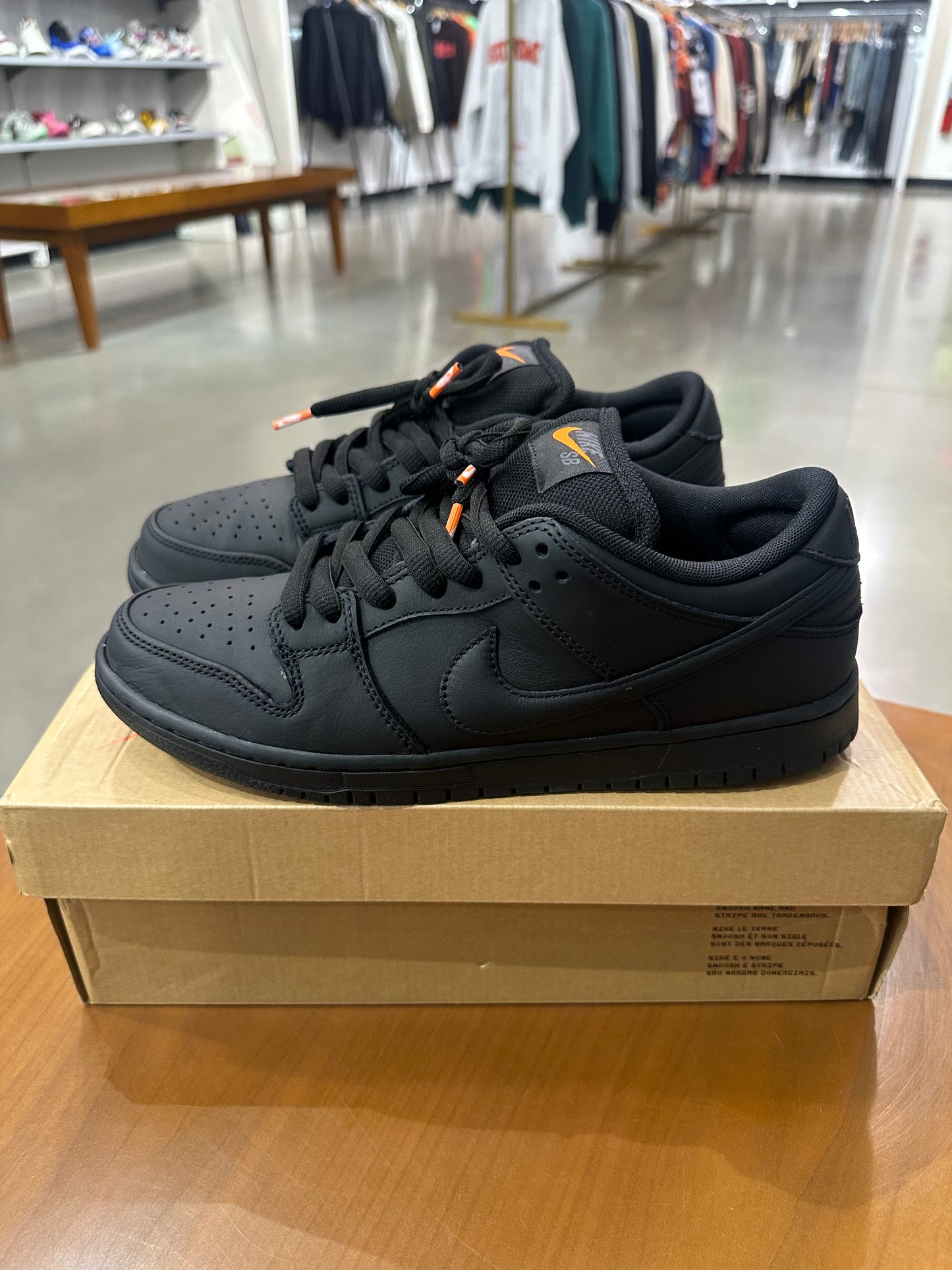 Preowned Nike SB Dunk Low Triple Black