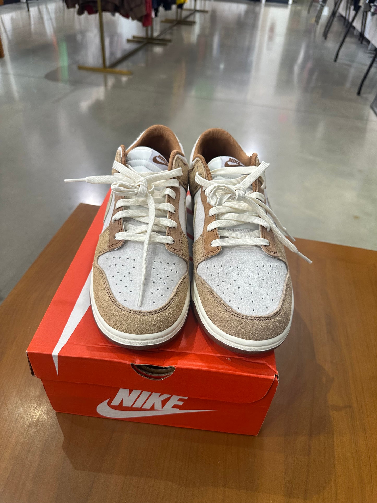 Nike Dunk Low Medium Curry