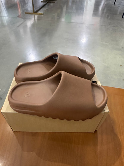 Yeezy Slide Flax
