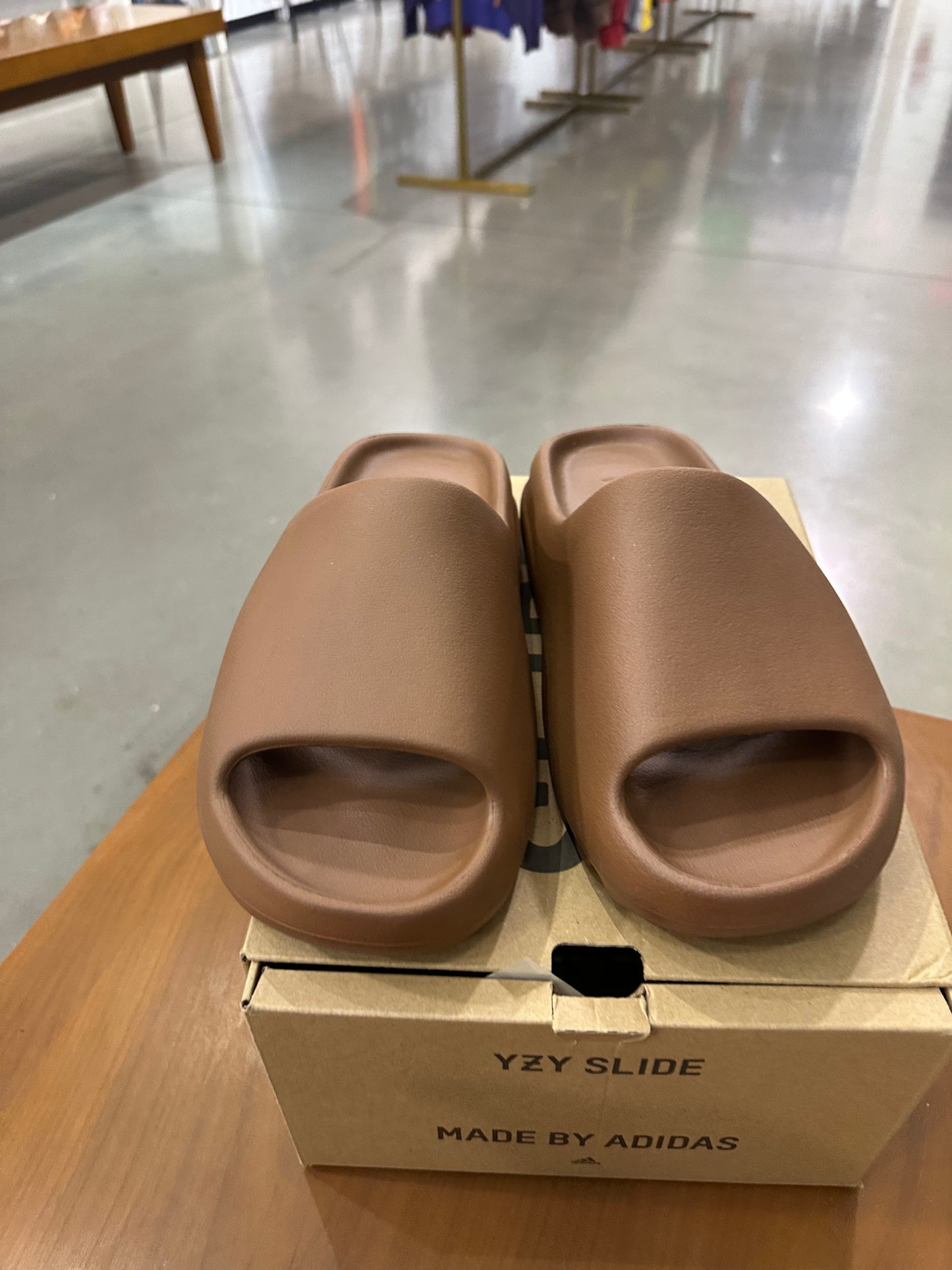 Yeezy Slide Flax