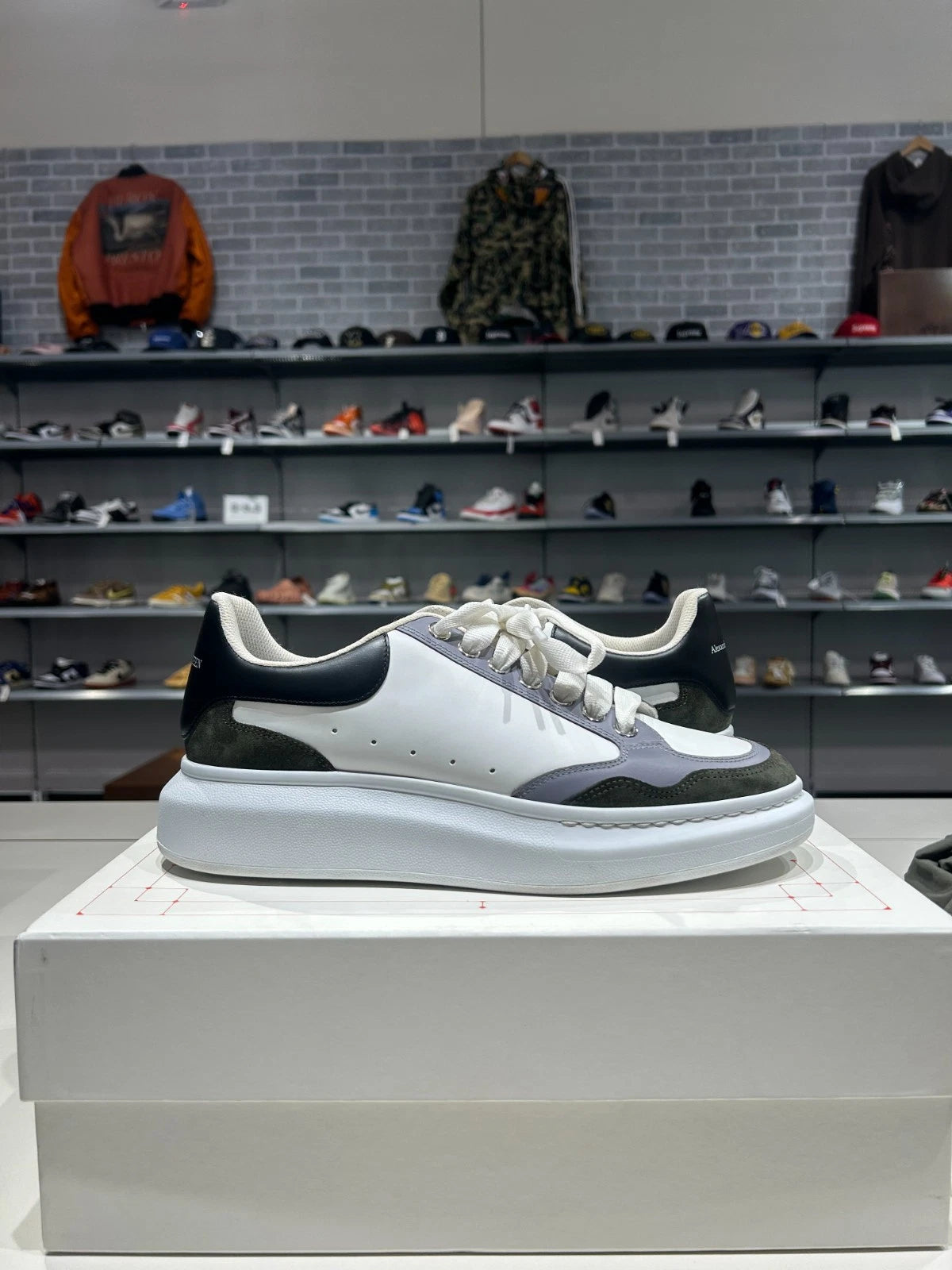 Preowned Alexander McQueen Oversized Sneaker White