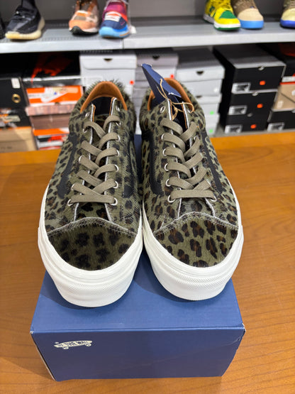 Vans Premium Old Skool 36 in Cheetah Olive