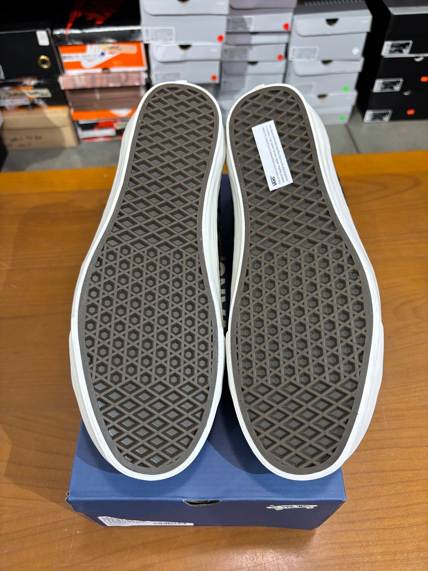 Vans Premium Old Skool 36 in Cheetah Olive