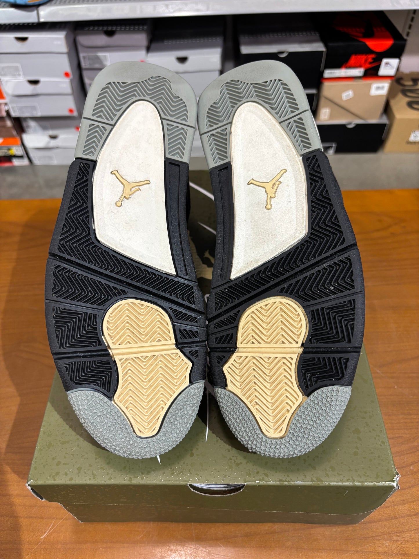 Preowned Air Jordan 4 Craft Olive