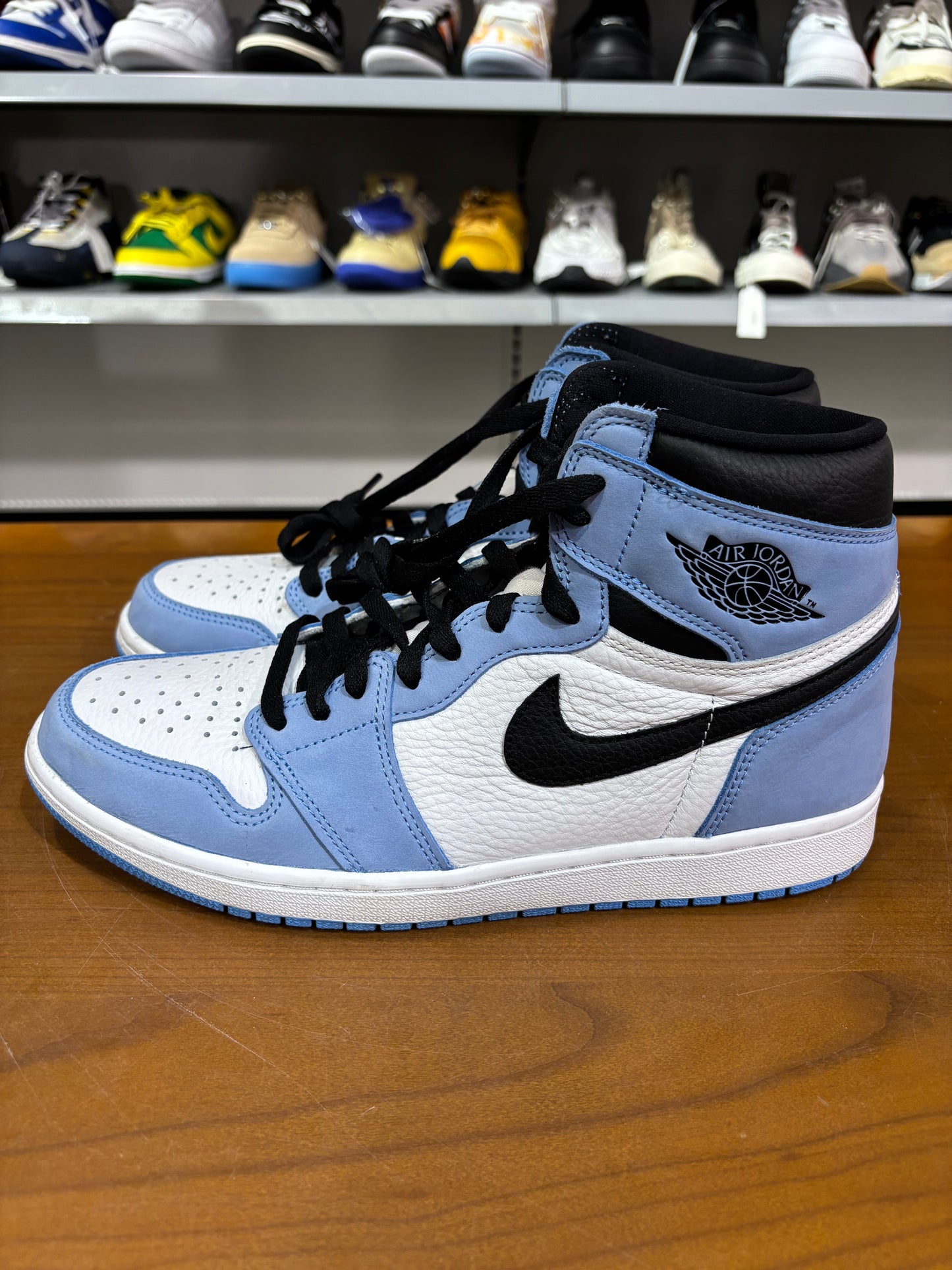 Preowned Air Jordan 1 University Blue