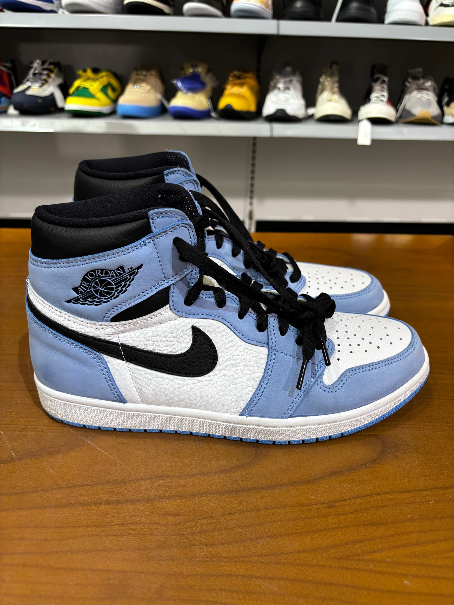 Preowned Air Jordan 1 University Blue