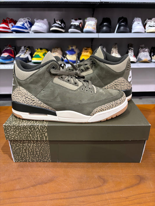 Preowned Air Jordan 3 Family Affair