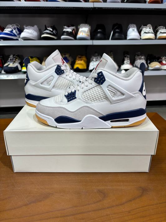 Preowned Air Jordan 4 Navy SB Gum