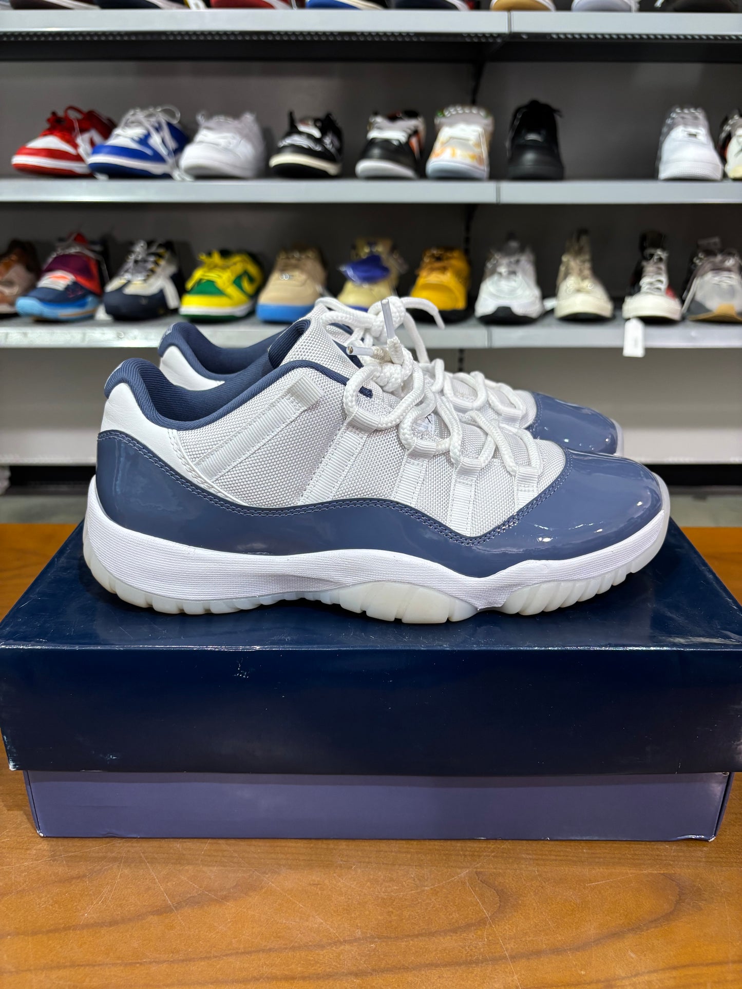 Preowned Air Jordan 11 Low Diffused Blue