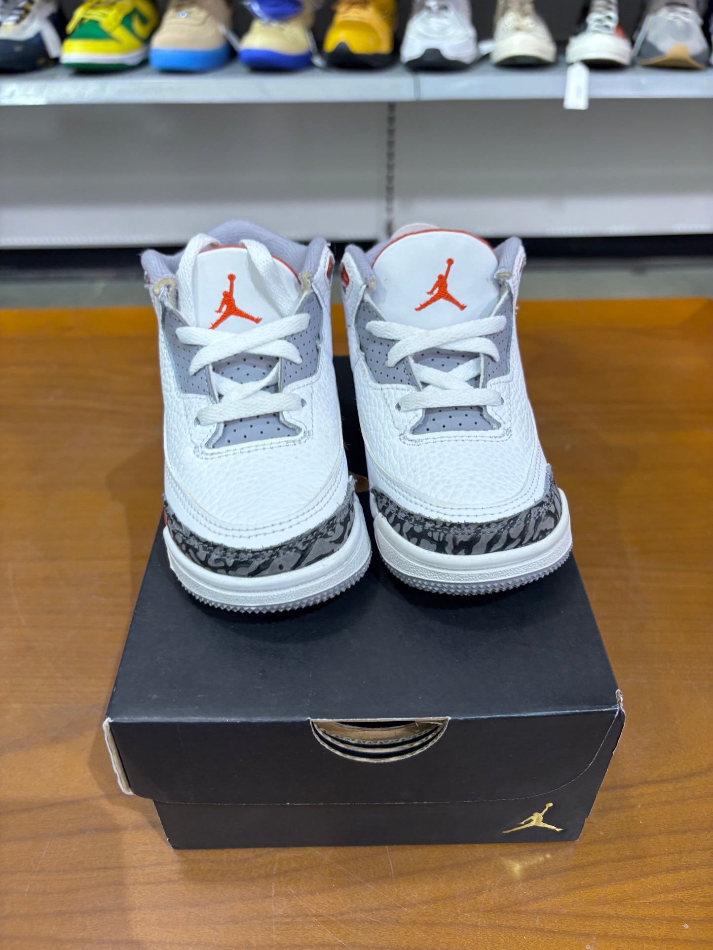 Preowned Jordan 3 Fire Red
