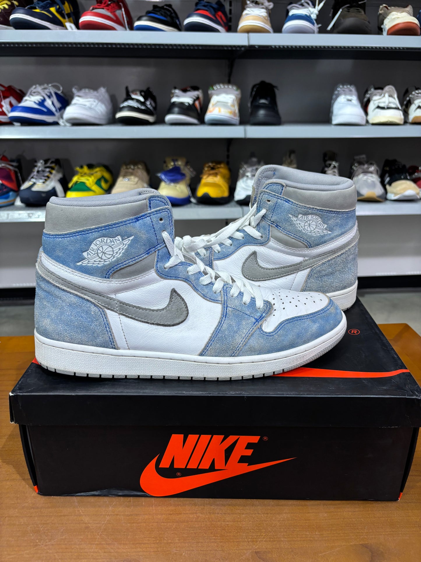 Preowned Air Jordan 1 hyper royal