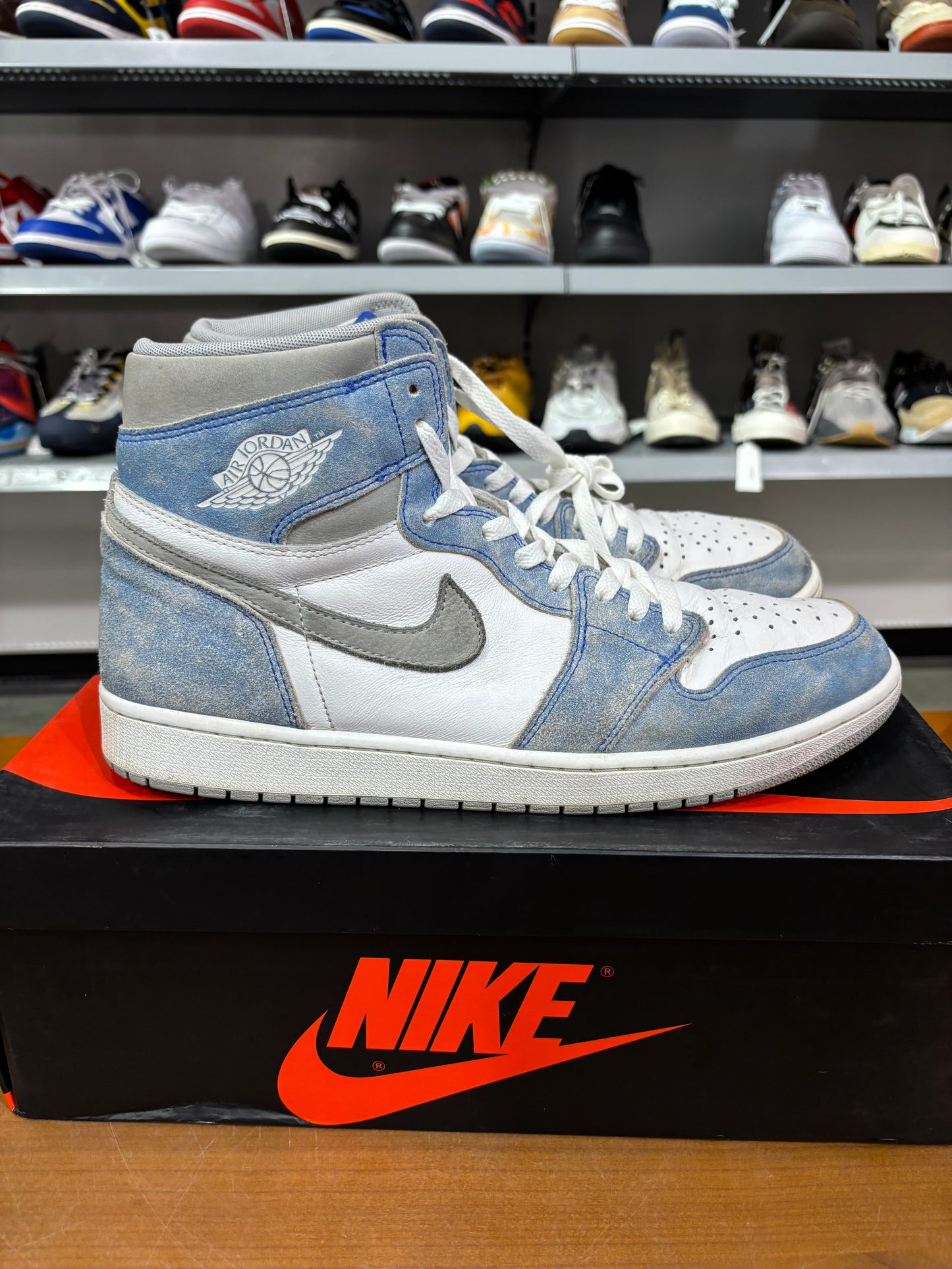 Preowned Air Jordan 1 hyper royal
