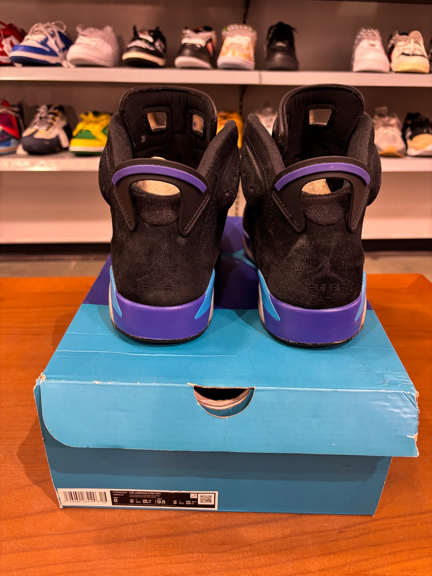Preowned Air Jordan 6 Aqua
