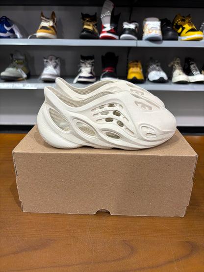 Preowned Yeezy Foam Runner Sand