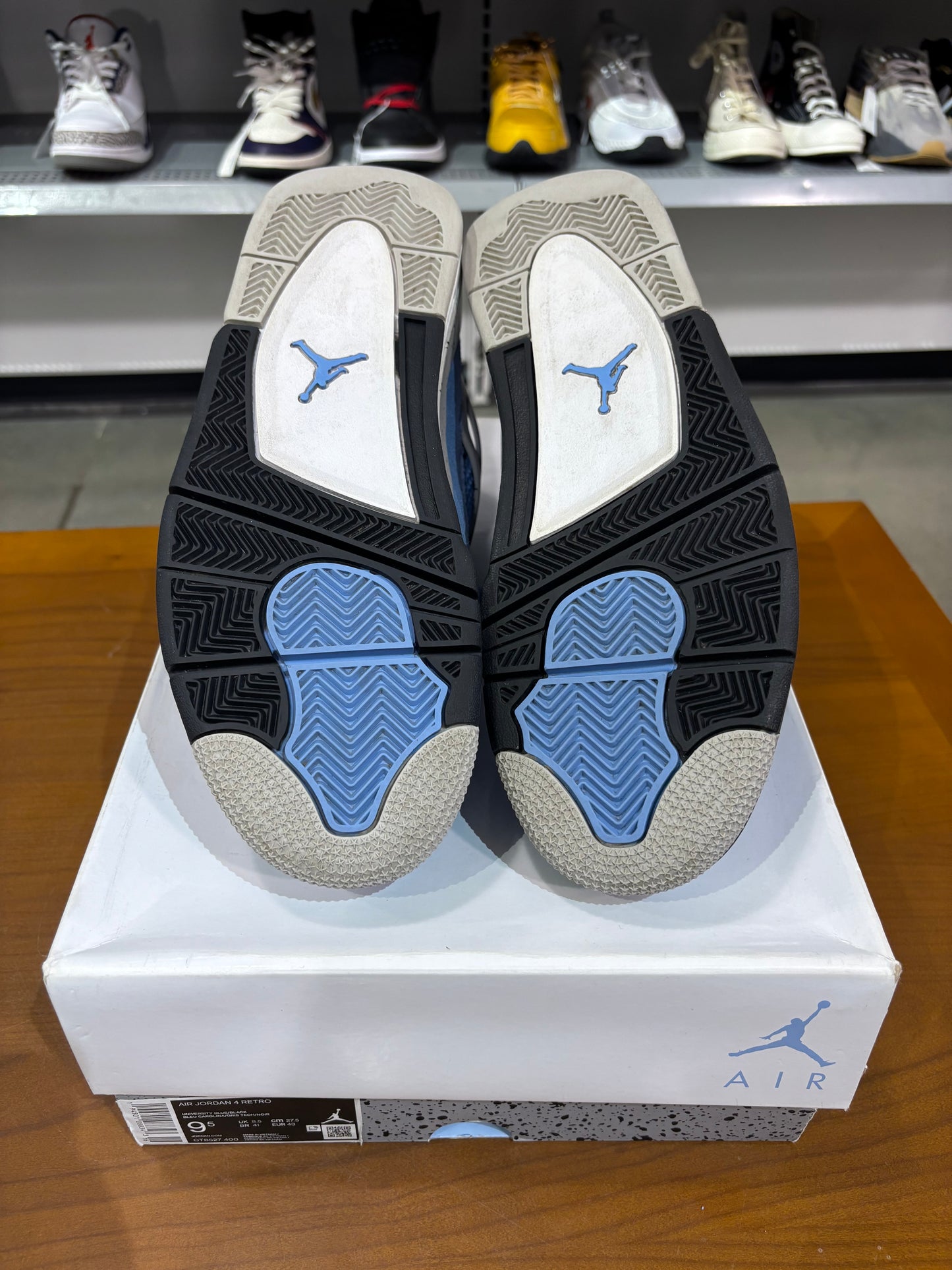 Preowned Air Jordan 4 University Blue