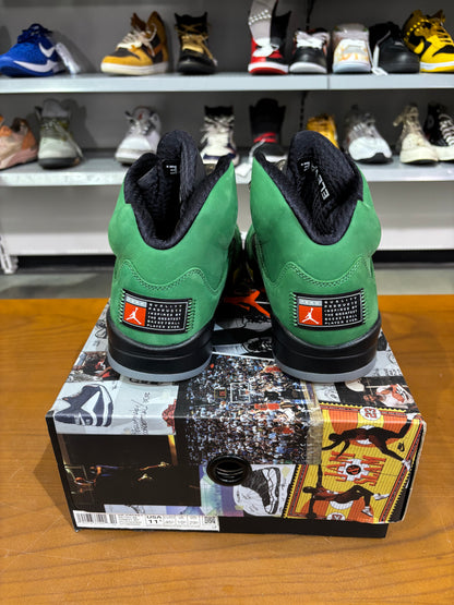 Preowned Air Jordan 5 Oregon
