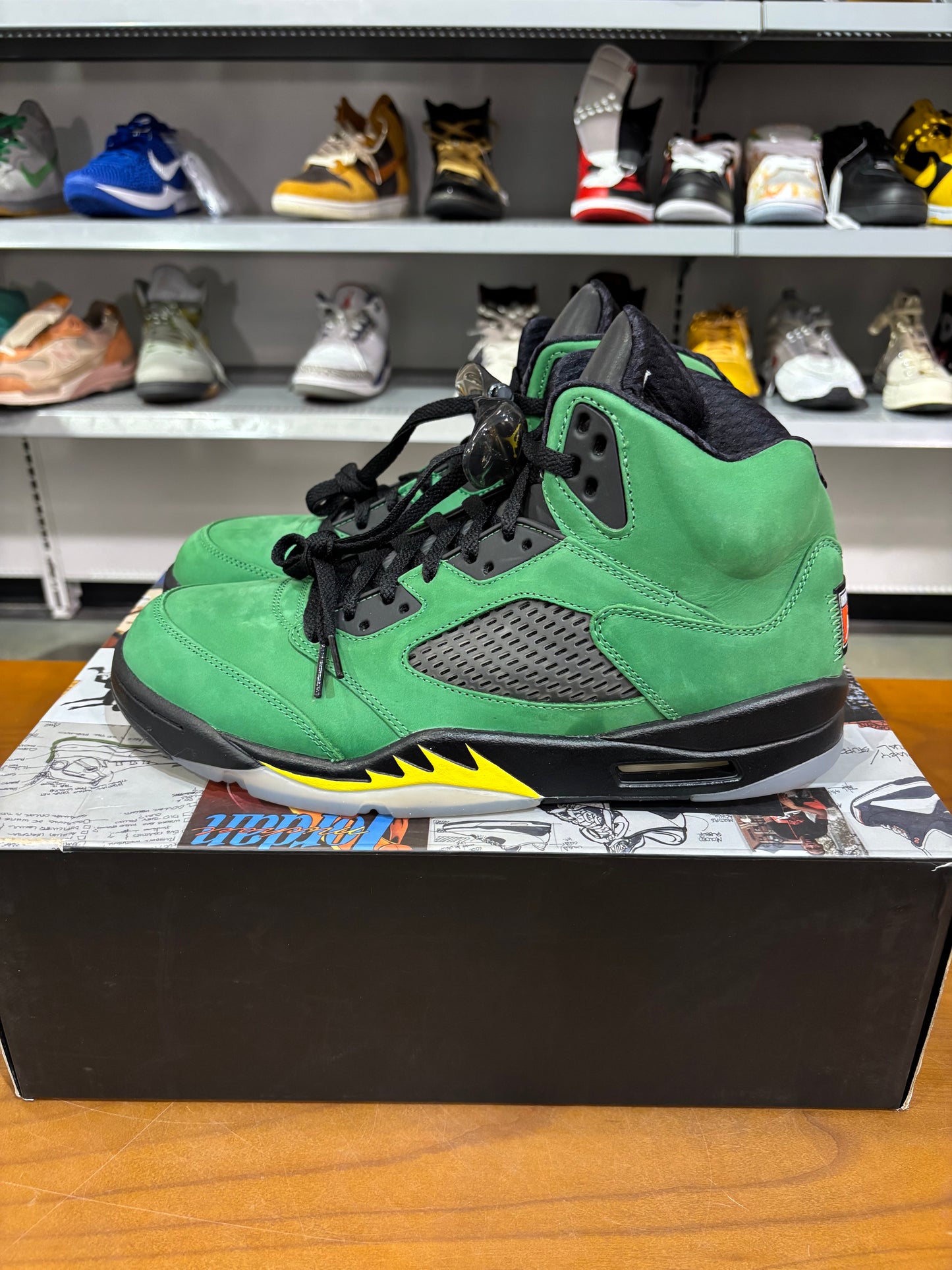 Preowned Air Jordan 5 Oregon