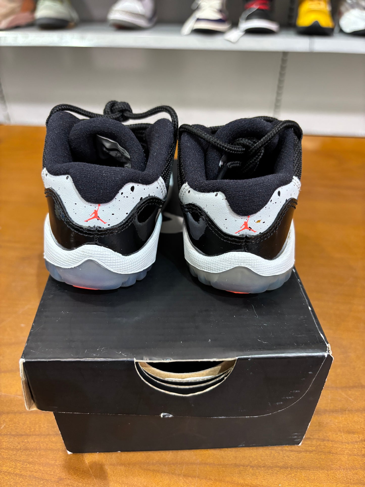 Preowned Air Jordan 11 Low Infrared
