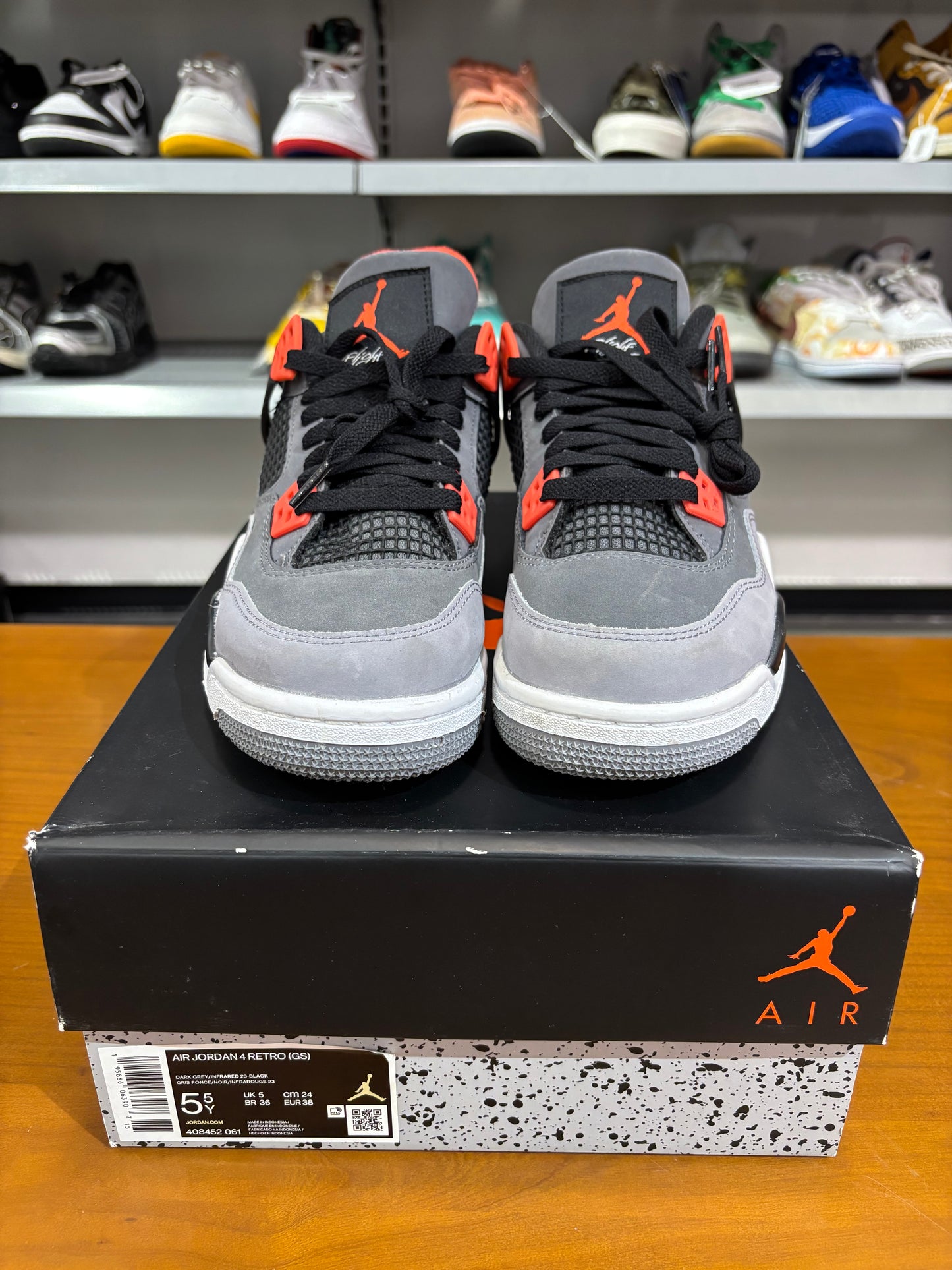 Preowned Air Jordan 4 Infrared