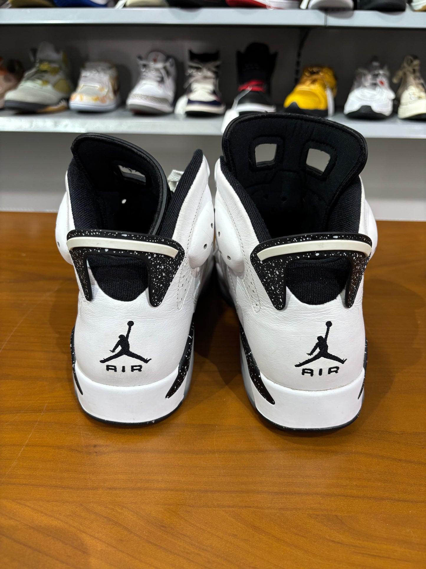 Preowned Air Jordan 6 Reverse Oreo