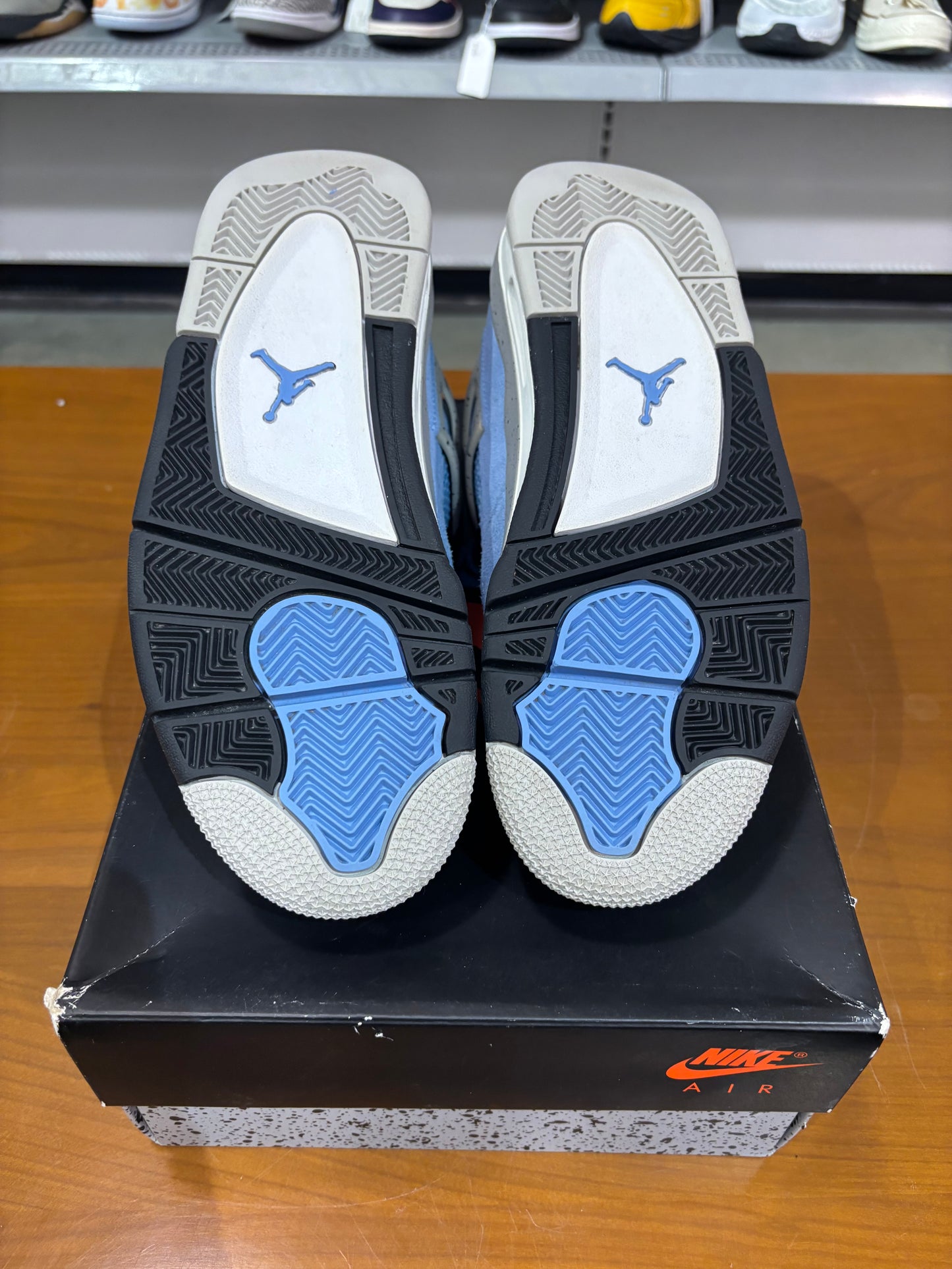 Preowned Air Jordan 4 UNC
