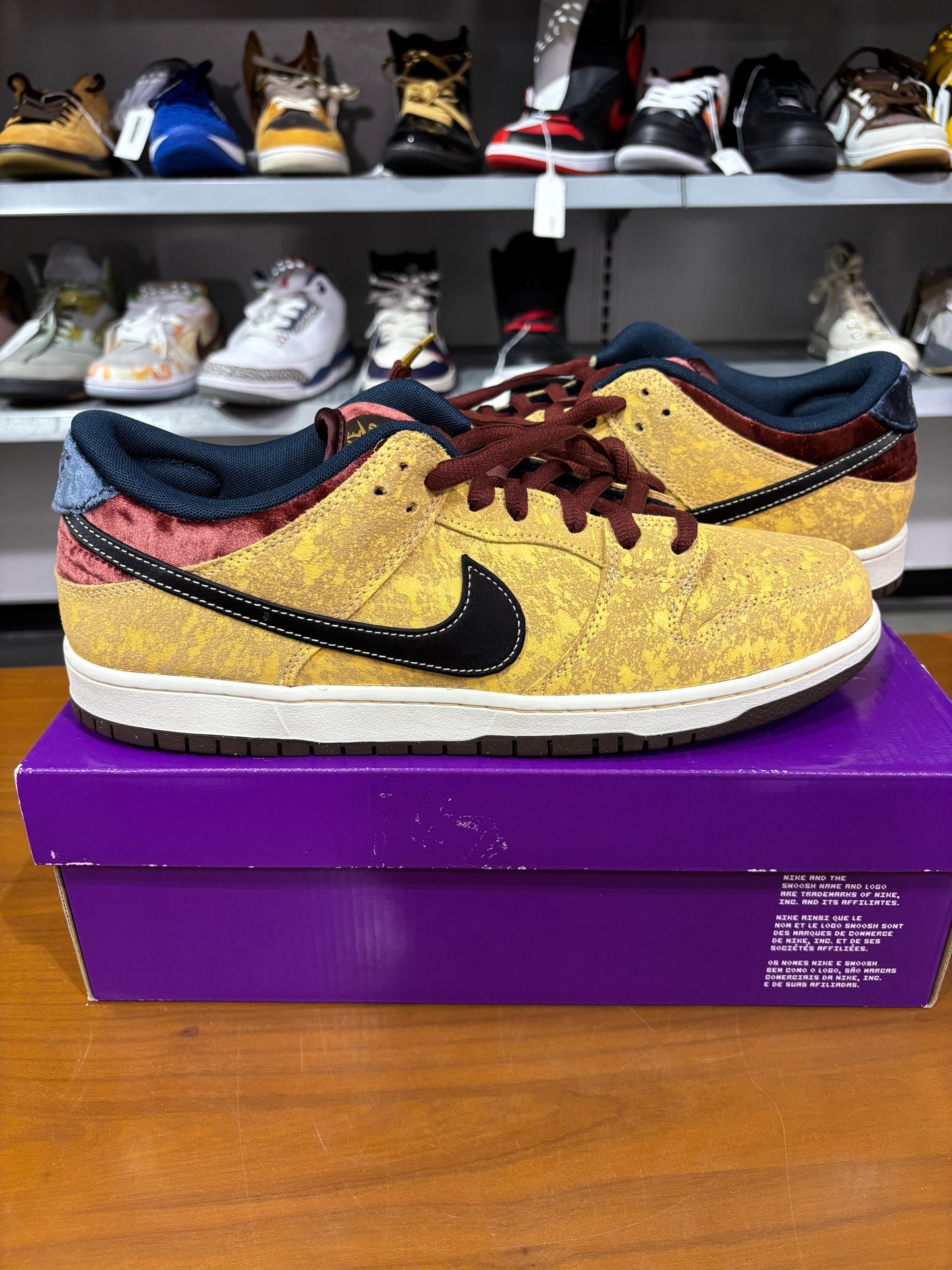 Preowned Nike SB Dunk Low City of Cinema