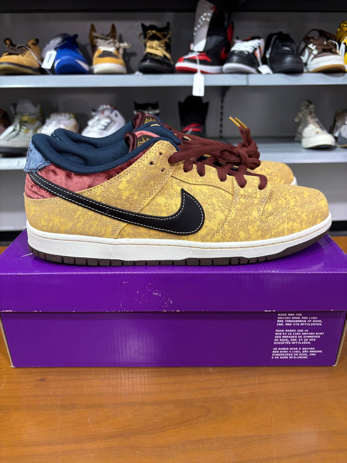Preowned Nike SB Dunk Low City of Cinema