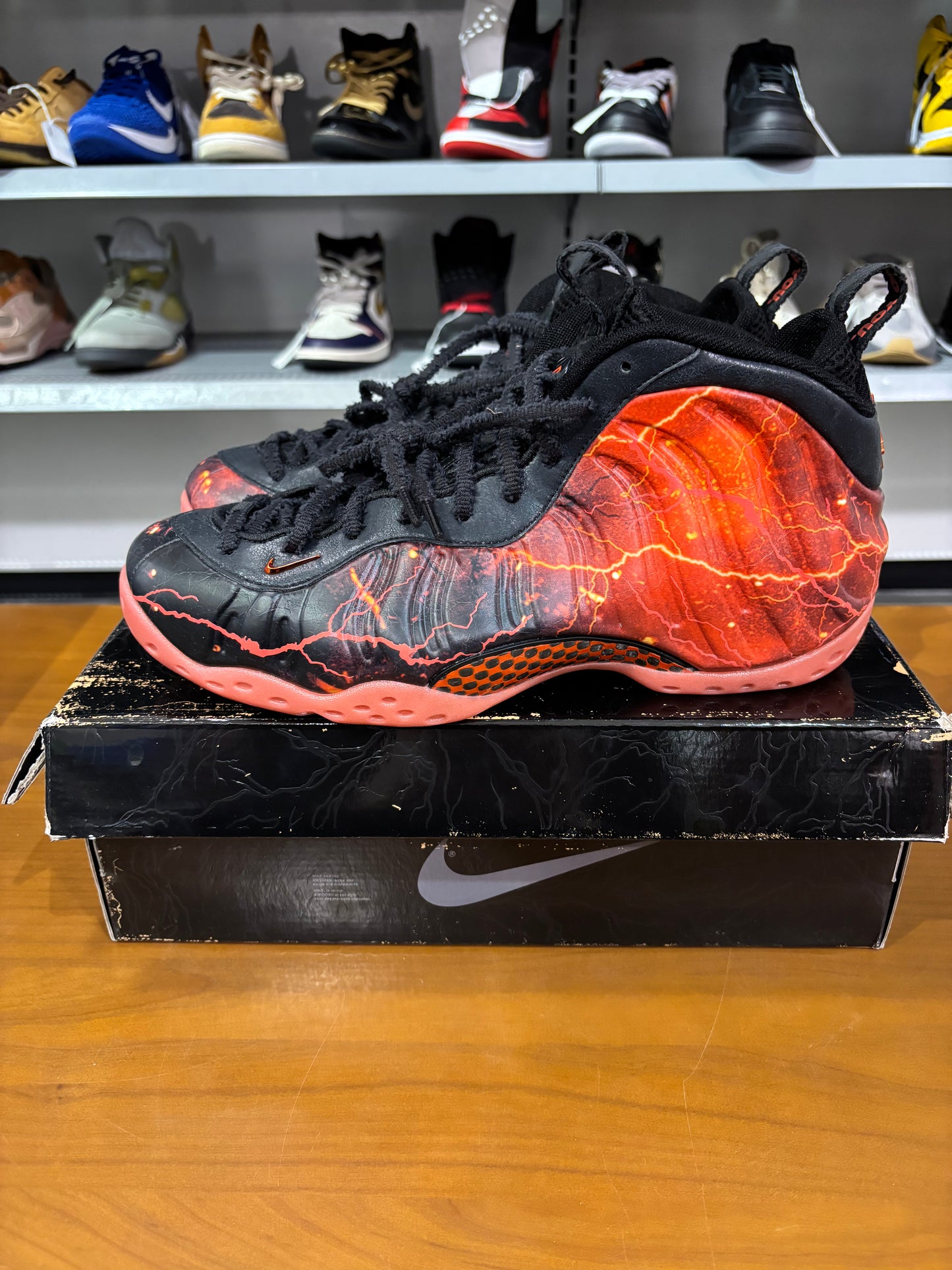 Nike Foamposite Stranger Things