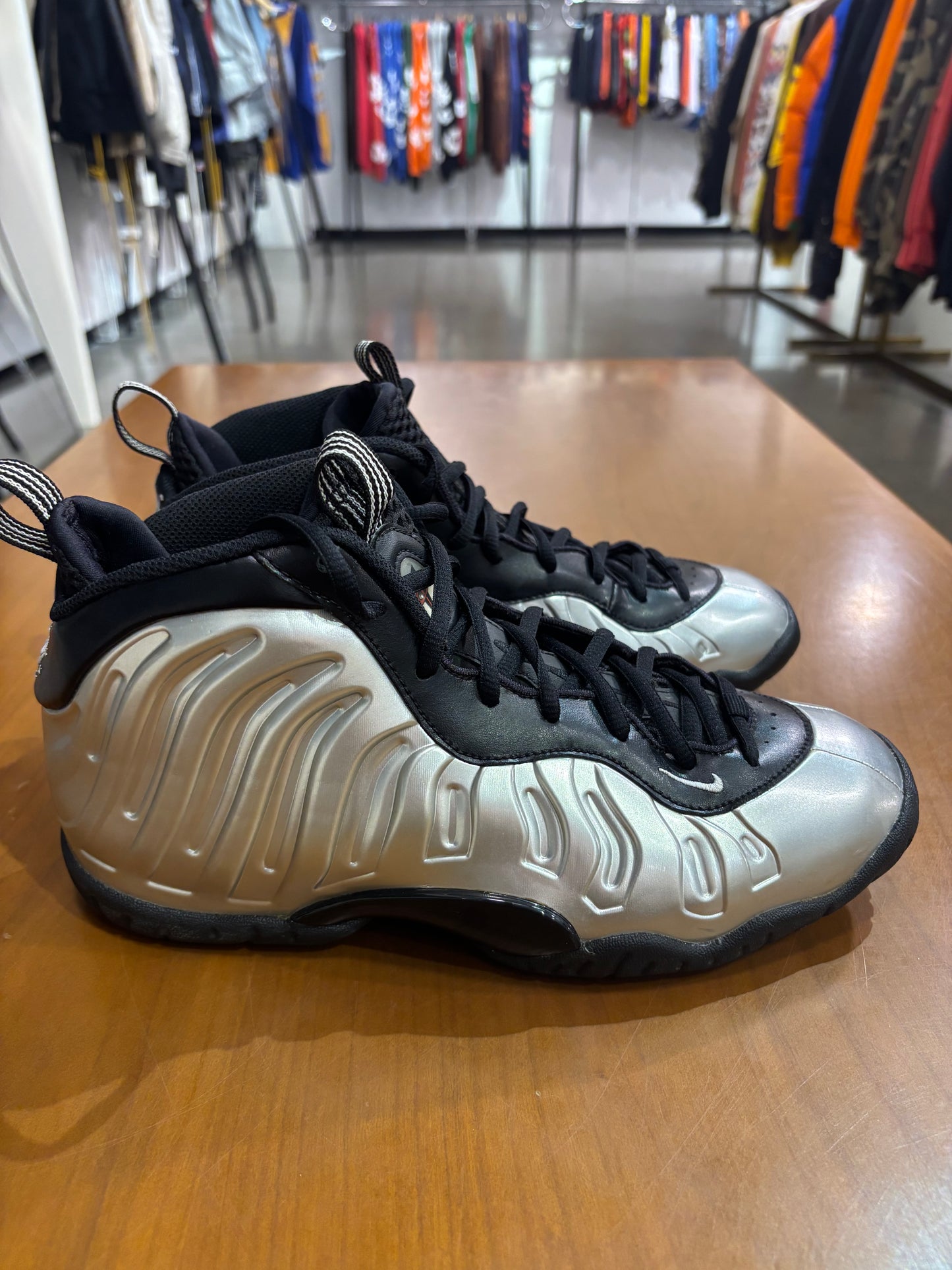 Preowned Nike Air Foamposite 1 Chrome Black