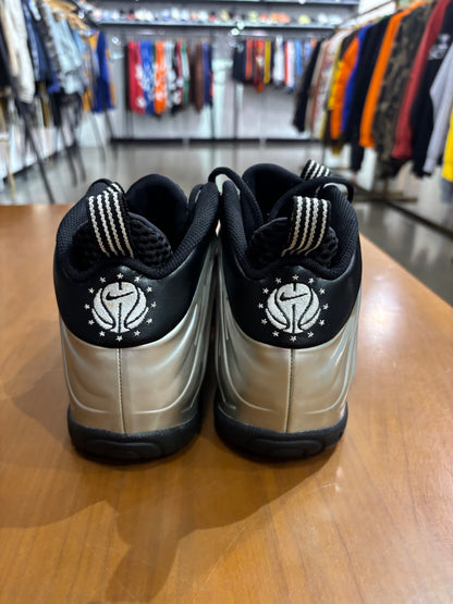 Preowned Nike Air Foamposite 1 Chrome Black