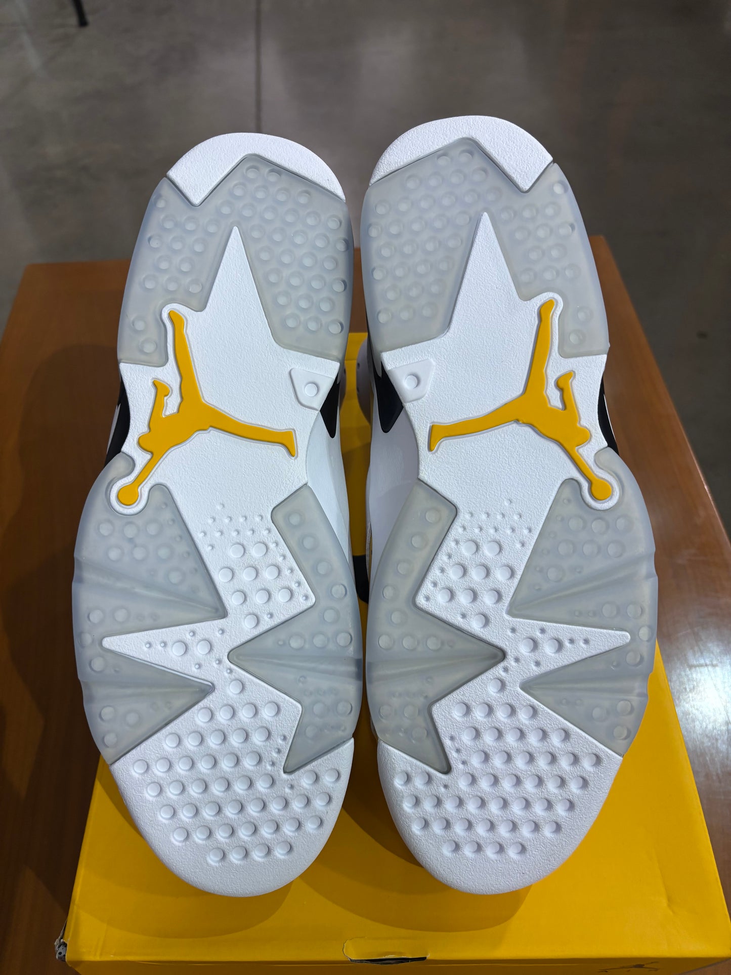 Air Jordan 6 Yellow Ochre