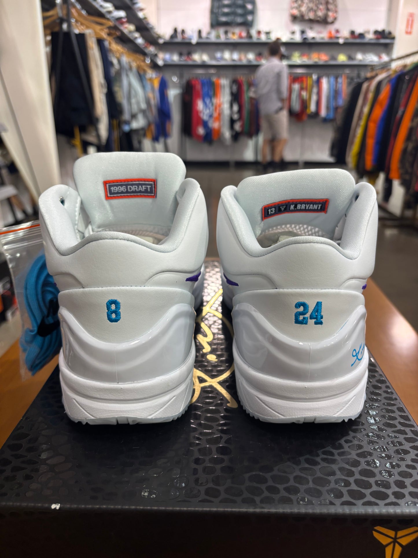 Nike Kobe 4 Draft Day Pack Charolette Hornets (Opened Packaging)