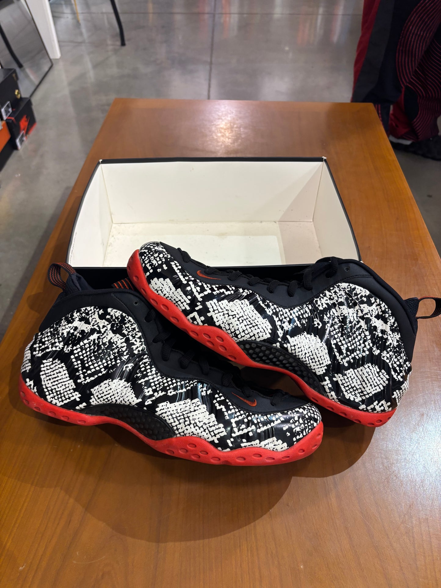 Preowned Nike  Air Foamposite 1 Albino Snakeskin