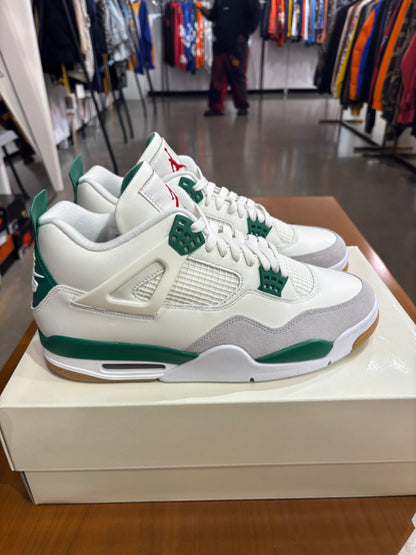 Air Jordan 4 SB Pine Green
